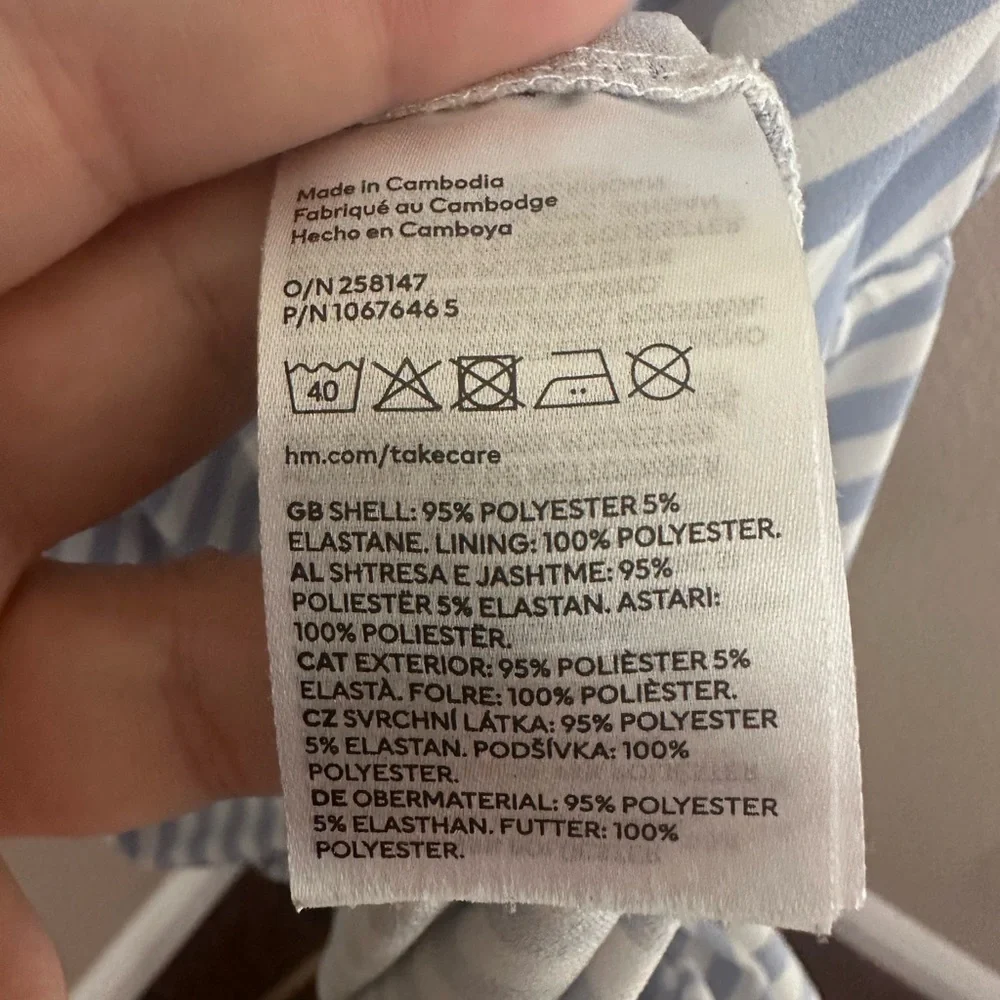 H&M Light Blue and White Striped Maxi Dress - Picture 4 of 5